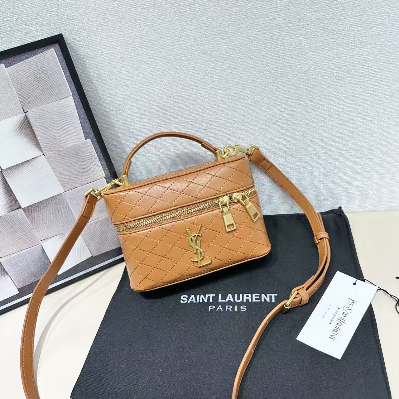 Gaby Medium Vanity Bag