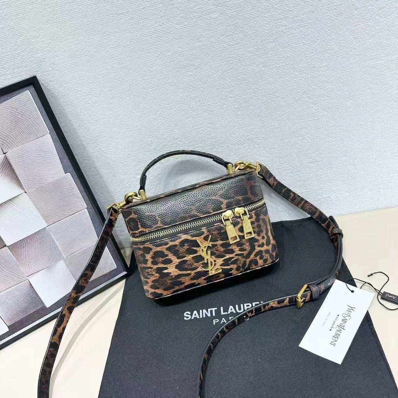 Gaby Medium Vanity Bag