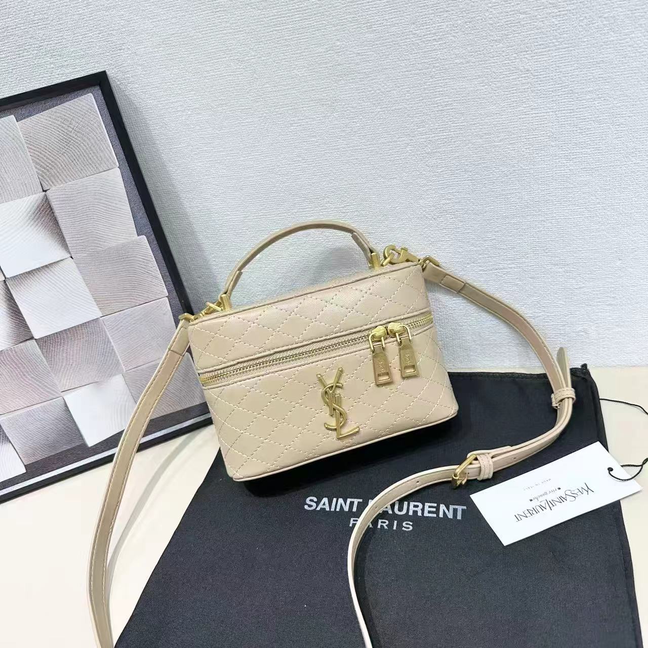 Gaby Medium Vanity Bag