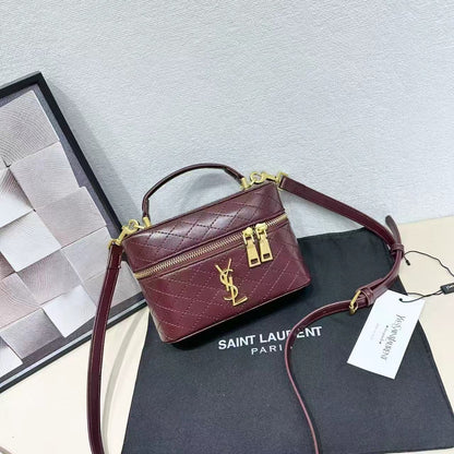 Gaby Medium Vanity Bag